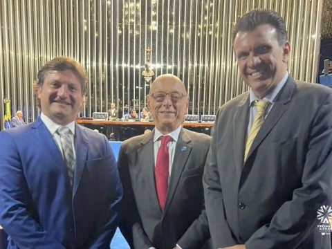 Criação da Frente Parlamentar da Uva e do Vinho no Brasil recebe apoio histórico